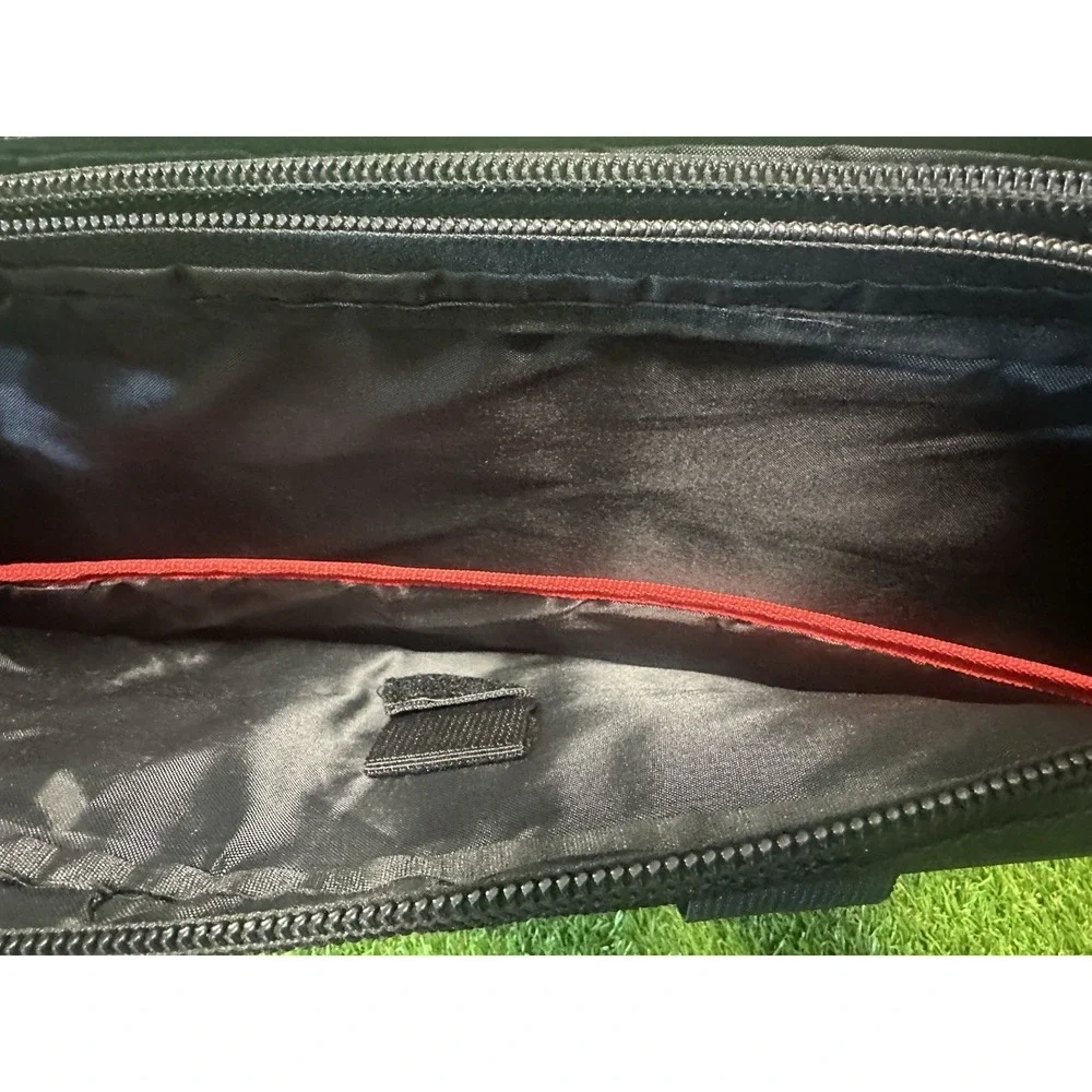 VANHEUSEN Black Nylon 15in Laptop Shoulder/Messenger Bag Padded w/ Partitions